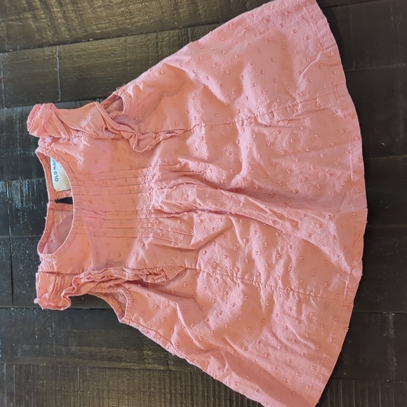 2 Ruffle Tank Tops - Picture 4 of 5